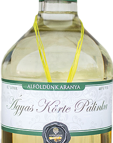 Pear Palinka on Fruit Bed (Ágyas körtepálinka) 40% 0,7 l Alföldünk aranya